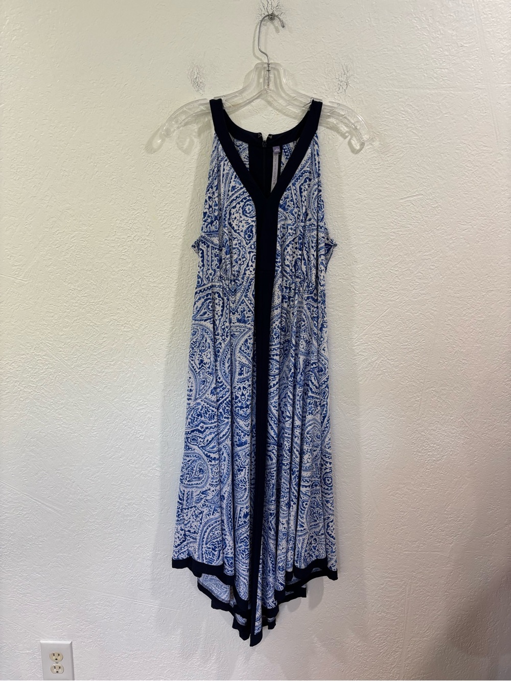 Luxe by Carmen Marc Valvo Blue Print Halter Dress